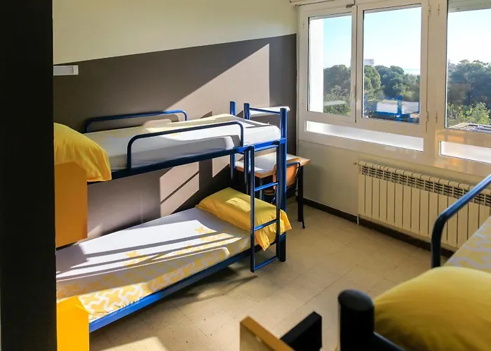 Hostel Xanascat